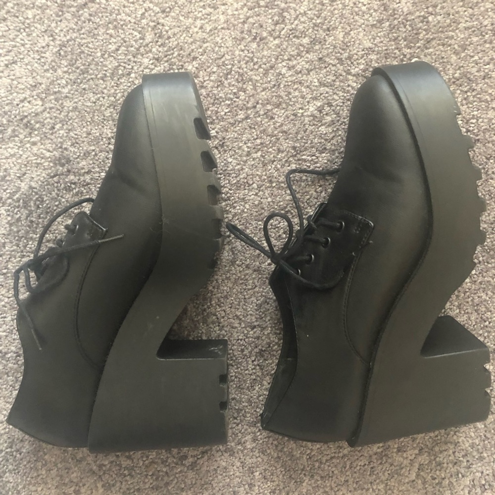 Chunky-Heel Boots in EUC!